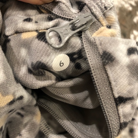 Lululemon Nice Asana Jacket Sz 6 Grey Speckle RARE - Picture 14 of 16